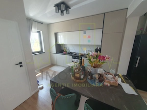 Duplex cu 5 Camere. 3 Bai. Dormitor la parter. Finisat la cheie. Teren 334 mp - imagine 3