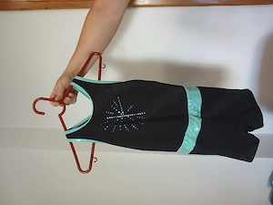 Costum de gimnastica 