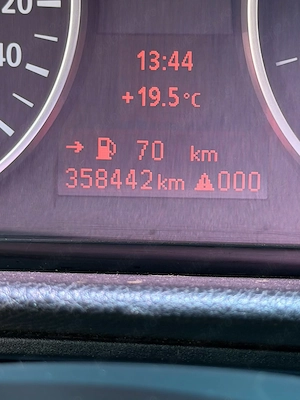 Vînd bmw e90 320d 205 - imagine 2