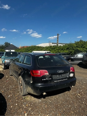 Dezmembrez Audi a6 c6 3L V6 - imagine 2