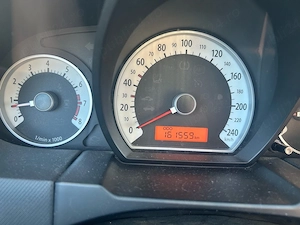 propietar vind kia ceed an 2009 motor 1,4 benzina motor aspirat fara turbo distributie lant 161000  - imagine 6