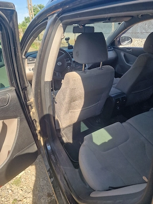 vand passat b6 - imagine 7