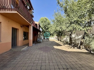 Casa de vanzare de 342 mp, teren 317, zona Semicentrala - imagine 2