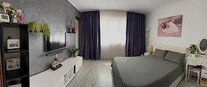 Langa LUNA Caffe. Etaj 1. Mobilat si utilat. - imagine 5