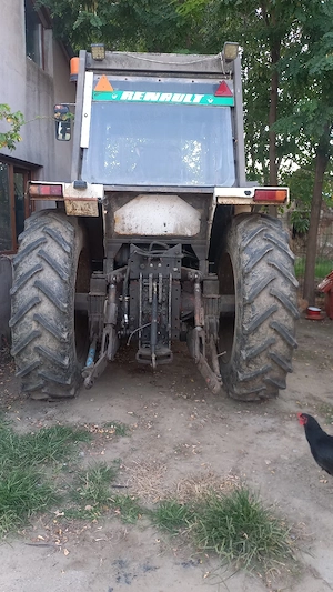 Vand tractor Renault 110.14 - imagine 3