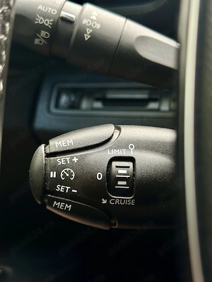 Peugeot 3 km Carte service Keyless Rate Garantie - imagine 18