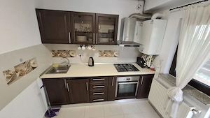  Apartament 3 camere, curte personală, foișor, mobilat. Termen lung! O lună cu două garanție! - imagine 7