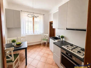 Pet friendly! Refugiu urban, 20 mp gradina privata, 2 camere, 65 mp, regim vila, Dealul Cetatii, Bra - imagine 2