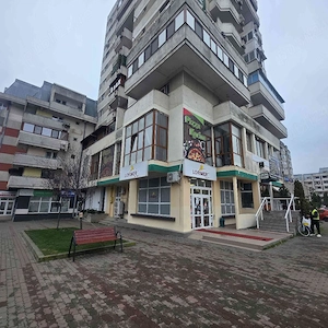 Spațiu comercial central Pașcani - imagine 2
