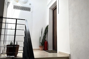 Polona - Duplex 256 mpu, 6 camere, etaje 6+7, panorama, terase 52 mp - imagine 19