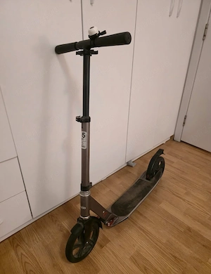 Trotineta Oxelo ca noua, buna pentru adulti copii mari