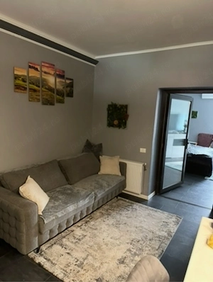 Propietar, vand apartament renovat & mobilat - imagine 2