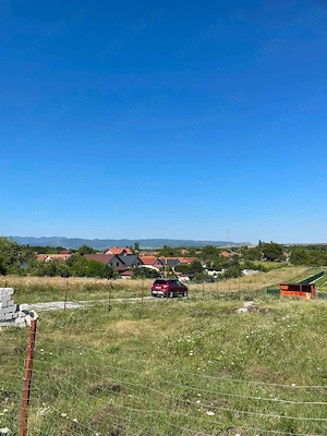 Teren Intravilan Cristur