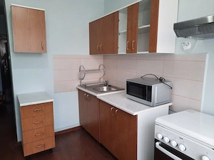 Inchiriez apartament cu 1 camera str. Minerilor nr. 8 - imagine 4