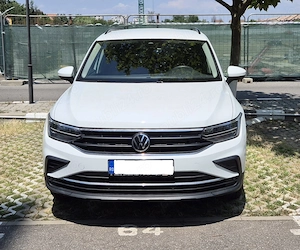 Volskwagen Tiguan Life 1.5 benzina, 130cp cutie manuala 6 trepte - imagine 3