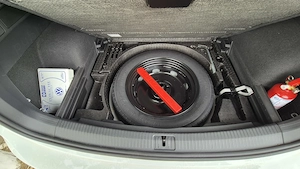 Volskwagen Tiguan Life 1.5 benzina, 130cp cutie manuala 6 trepte - imagine 9
