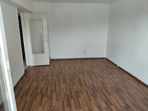 Vand urgent!!! Ap 1 cam spatios cu termoteca zona central Gara in bloc de apartamente 44 mp - imagine 3