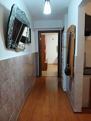 Apartament 2 camere de vânzare   Centru, Drăgășani | 50 mp | Centrală proprie - imagine 3