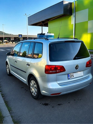Volkswagen Touran 1.6 TDI 105 CP - imagine 2