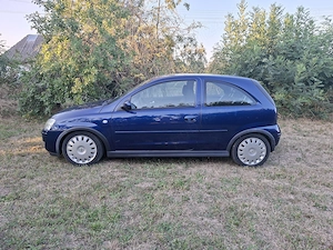 Opel Corsa 1,2 An 2006 Climatronic  - imagine 3