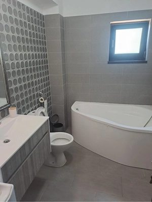 inchiriez apartament 2 camere Slatina