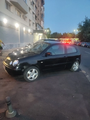 vând Volkswagen polo motor de 1 2 benzina consum mic acte propietar  - imagine 3