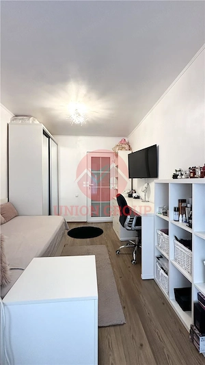Apartament Impecabil, 3 Camere Decomandat, Zona KM 4-5 - imagine 5