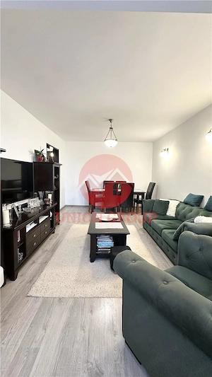 Apartament Impecabil, 3 Camere Decomandat, Zona KM 4-5 - imagine 18