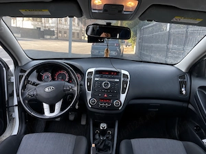 Kia Ceed 2011 ,Benzina 1.4 CVVT - imagine 2