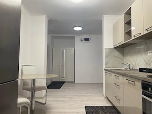 inchiriere apartament 3 camere - imagine 2
