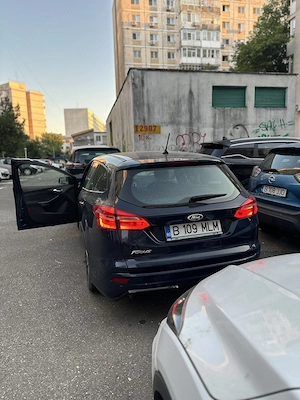 Ford Focus Break 1.5 TDCi 120 CP Automată Euro 6 | 2018 - imagine 2