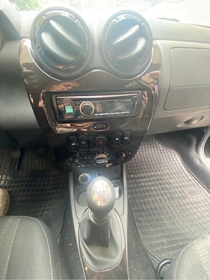 Dacia Duster 4x4 - imagine 4