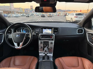 Volvo V60 Plug in hybrid - imagine 2