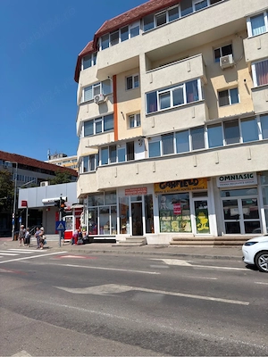 Inchiriez spatiu comercial