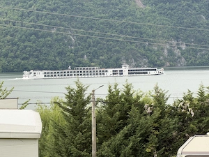 Pamant de vanzare extravilan cu vedere la Dunare , intr-o zona turistica , marimea 4024mp, Eselnita. - imagine 6