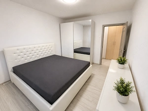 Se închiriază apartament cu 2 camere, decomandat,având o suprafață utilă de 52 mp,situat la etajul 3 - imagine 6