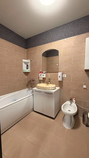 De vânzare apartament cu 3 camere, complex Arcada - imagine 2