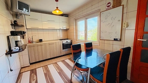 Vand apartament 3 camere IC Frimu in IFR, strada Nae Leonard, Bloc R - imagine 9