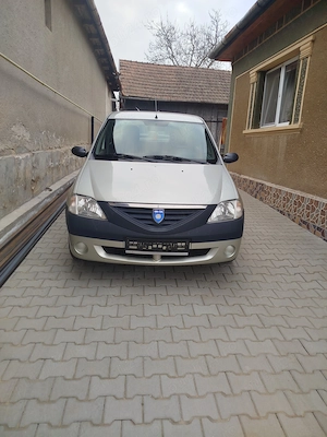 Dacia Logan 2004