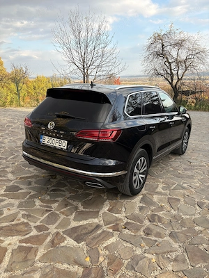 VW Touareg  3.0 TDI 286 CP | 2020 | TVA deductibil - imagine 4