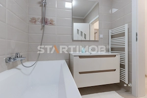 Apartament mobilat 3 camere bloc tip vila zona Coresi - imagine 5