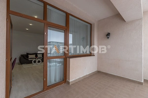 Apartament mobilat 3 camere bloc tip vila zona Coresi - imagine 17