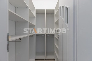 Apartament mobilat 3 camere bloc tip vila zona Coresi - imagine 11