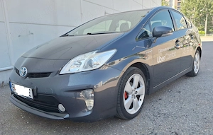 Toyota prius XW30 hybrid 2015 - imagine 3