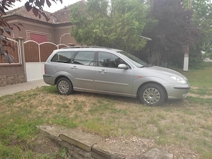 Ford Focus Ghia Zetec benzina - imagine 2