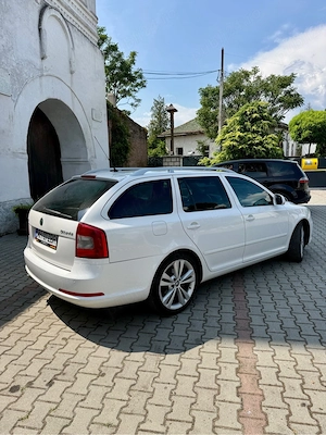 Skoda Octaiva  - imagine 9
