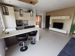 Dumbravita - Ap de 3 cam - Su: 70mp - Centrala proprie - AC