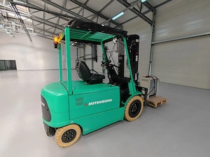 Stivuitor electric Mitsubishi cu 4 roți, 3500 kg, translație ! - imagine 8