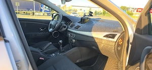 Renault Megane 3 - imagine 8