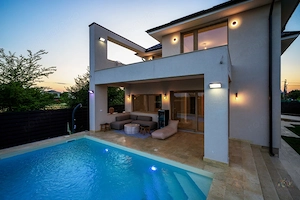 CORBEANCA - OGORULUI, VILA MODERNA 270 MP TOTAL, LOT 1000 MP! - imagine 4